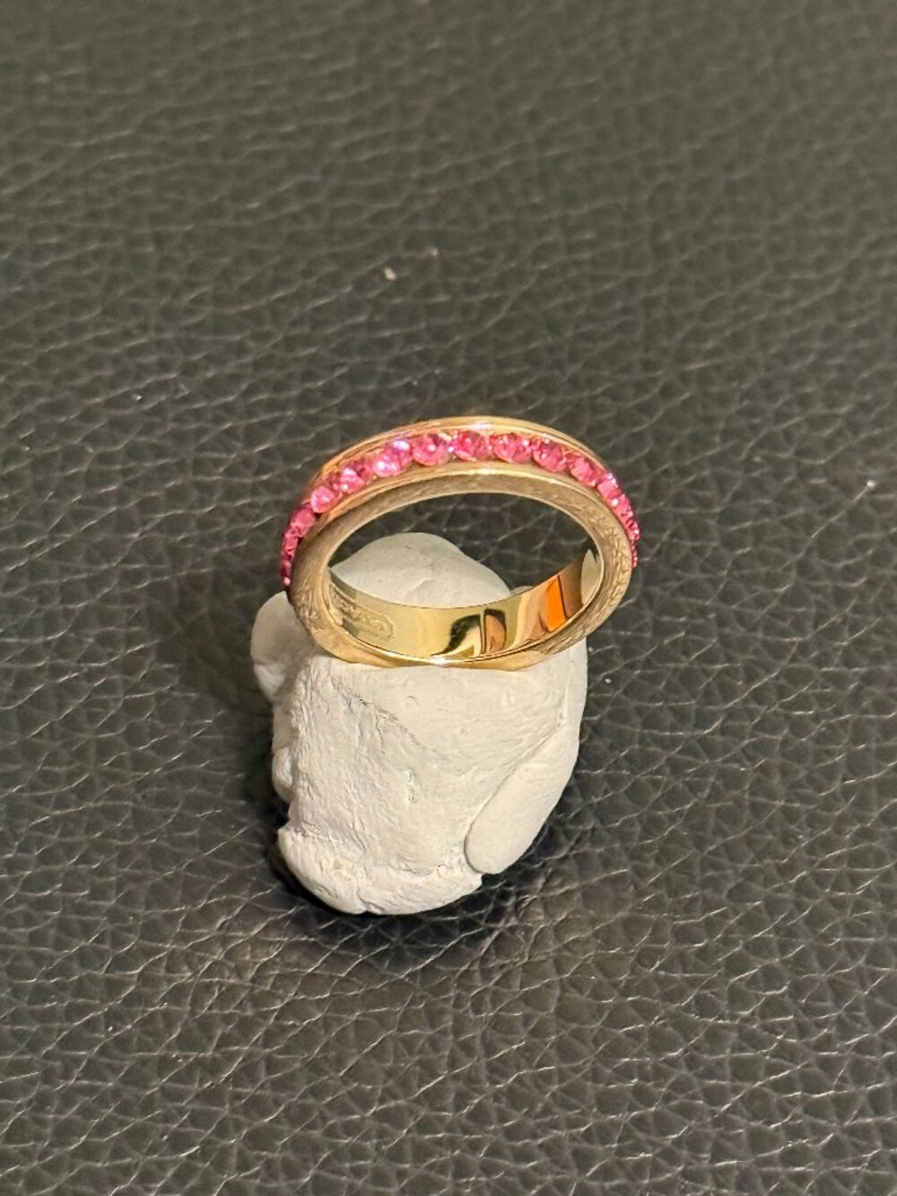 New COACH Gold Tone Pink Crystal Channel Set Eternity Band Ring Size 5.5